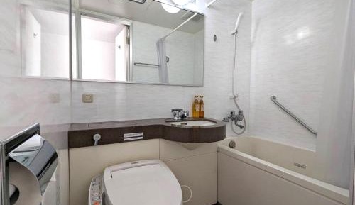Ladies Single Room (Female Only) - Non-Smoking