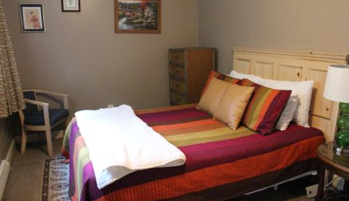 Queen Room