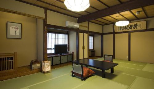 Japanese-Style Superior Room with Shared Bathroom