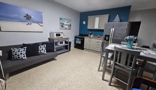 One-Bedroom Apartment with City View