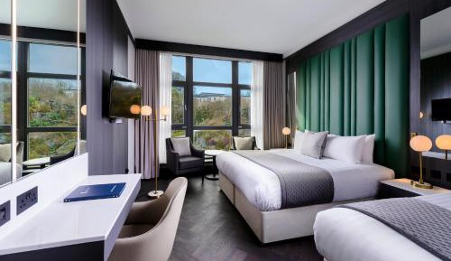 Triple Room with Garden View