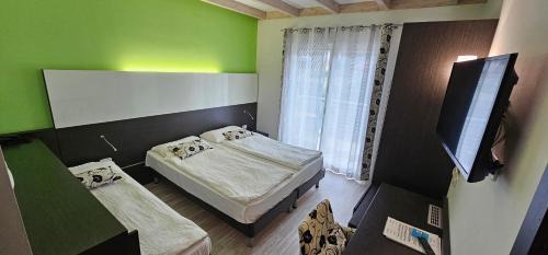 Triple Room with Balcony