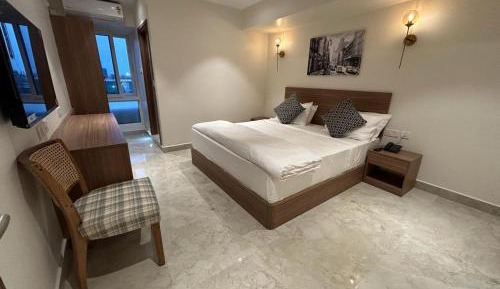 Superior King Room