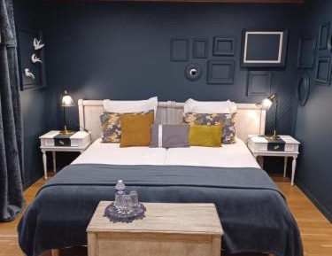 Twin Room with Private Bathroom