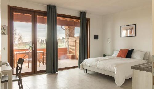 Studio Apartment