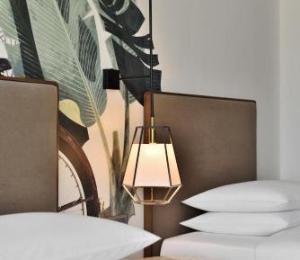 Deluxe Twin Room, Complimentary Airport Transfers, Hi-Tea   