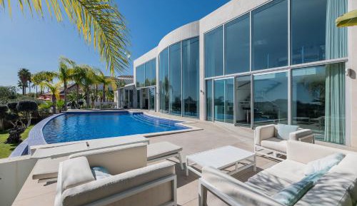 Villa with Sea View