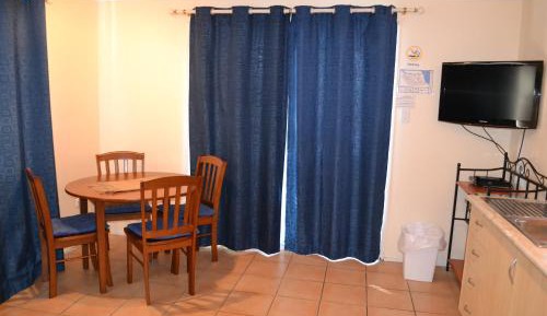 One Bedroom Cottage (Not pet friendly)