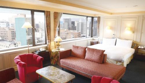 Deluxe Suite - Non-Smoking