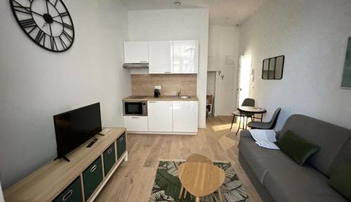 Studio with Terrace