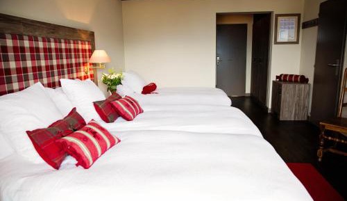 Cozy Double Room with Balcony