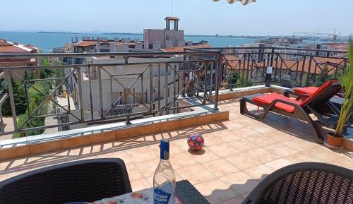 One-Bedroom Apartment with Sea View and Terrace