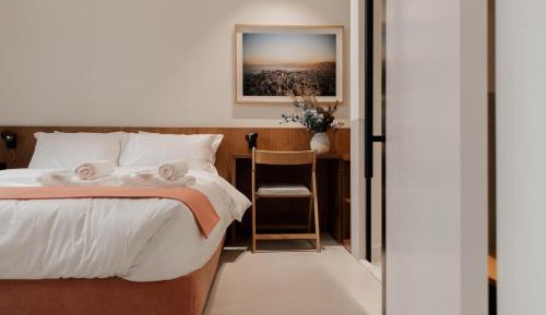 Double Room with Private Bathroom