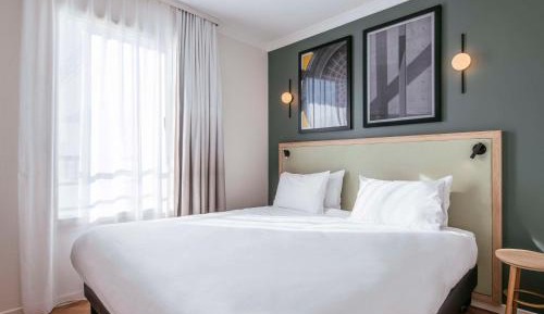 One-Bedroom Apartment (4 Adults)