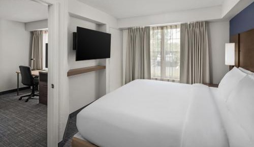 One Bedroom King Suite