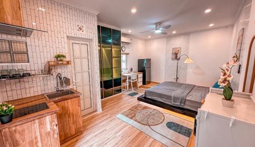 Double Room with Private Bathroom