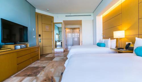 Superior Double Bed Diamante view