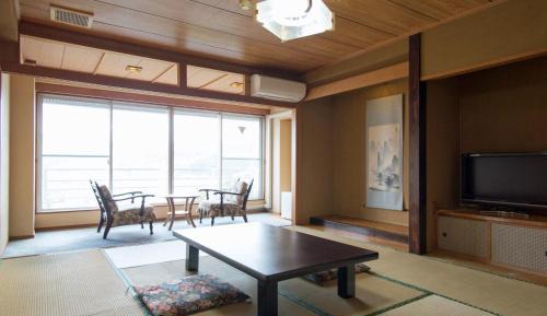 Japanese-Style Room with Private Bathroom - Smoking