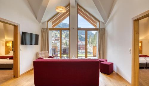 Two-Bedroom Suite