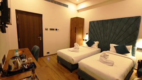 Superior Twin Room