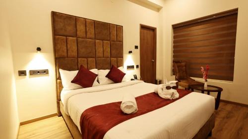 Superior King Suite