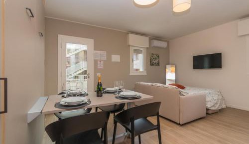 One-Bedroom Apartment with Terrace