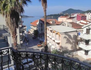 Studio with Sea View