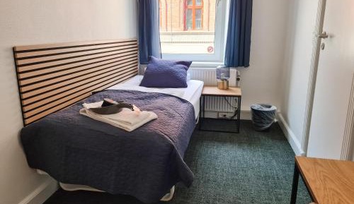 Small Single Room
