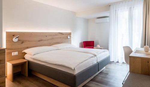 Basic Triple Room