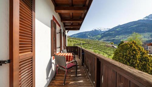 Superior One-Bedroom Apartment with Balcony