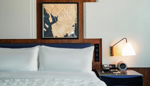 Deluxe King Room