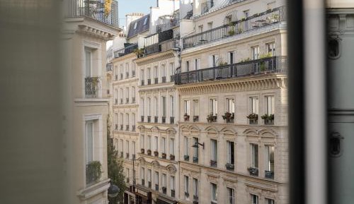 The Signature Extra City View