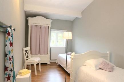 One-Bedroom Cottage