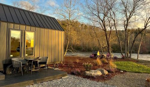 Looking Glass Cabin