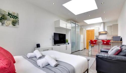 One-Bedroom House