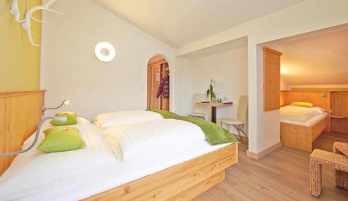 Family Quadruple Room With Balcony