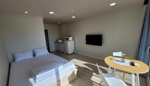 Double Room with Sea View 1