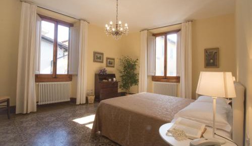 Three-Bedroom Apartment (Medici)
