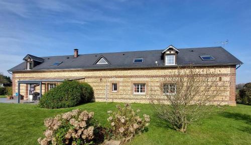 Four-Bedroom Vacation Home