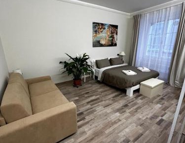Quadruple Room with Private Bathroom