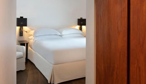 Superior, Guest room, 1 King                       
