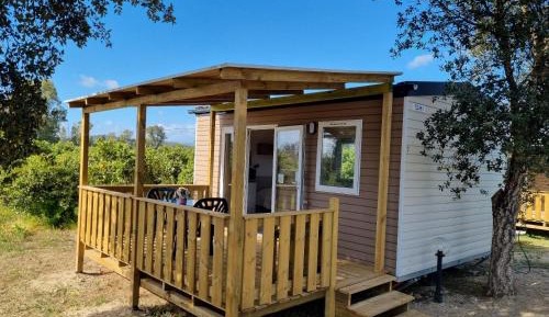 One-Bedroom Bungalow