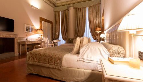 Junior Suite (2 Adults)