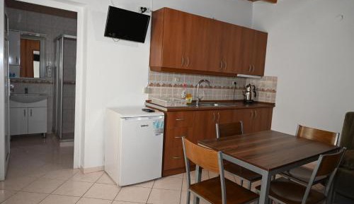 Apartment (4 Adults)