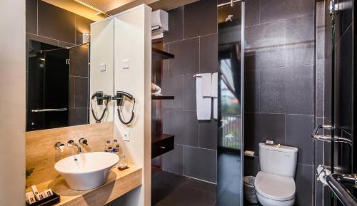 Loft Suite with Private Pool