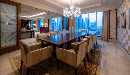 Royal Suite with Lounge access, One King Bed, Non Smoking , Balcony