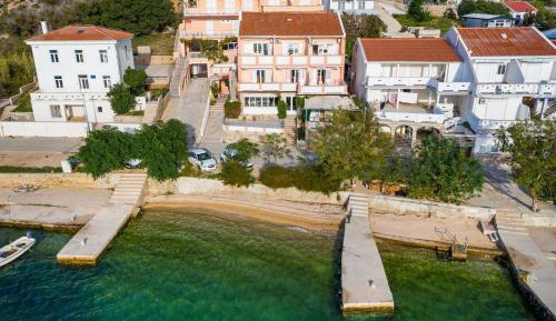 Studio Apartment with Sea View