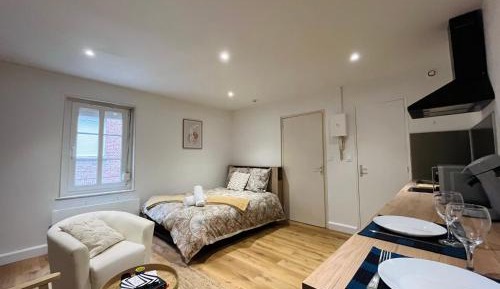 Deluxe Apartment