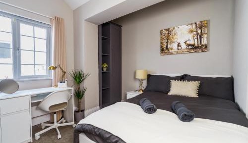 Double Room with Shared Bathroom