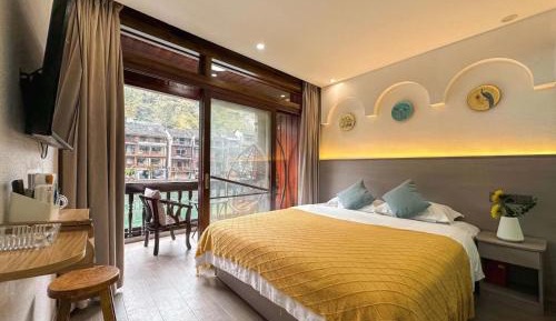 Single Room with Balcony